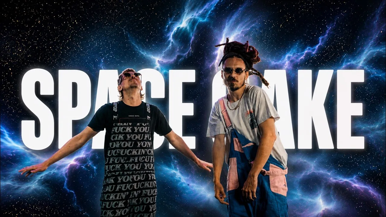 Medial Banana — Space Cake